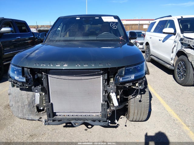 2023 Land Rover Range Rover P400 Se მანქანა იყიდება აუქციონზე, vin: SALKP9FU4PA083223, აუქციონის ნომერი: 44646000