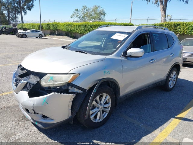 Nissan ROGUE SV 2015 5N1AT2ML5FC790894 Image 2