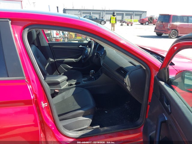 44646017 :رقم المزاد ، 3VWE57BU1KM124940 vin ، 2019 Volkswagen Jetta 1.4t Sel مزاد بيع