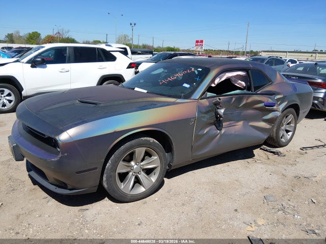 Auction sale of the 2018 Dodge Challenger Sxt, vin: 2C3CDZAG9JH183496, lot number: 44646028