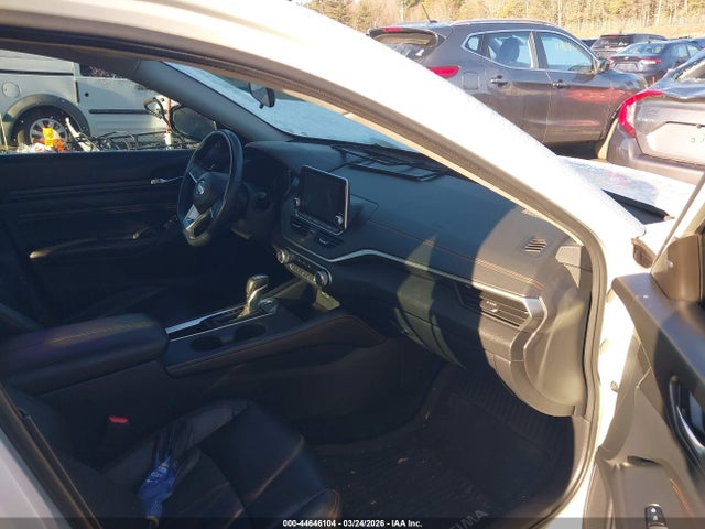 1N4BL4CV6KC156257 Nissan Altima 2.5 Sr