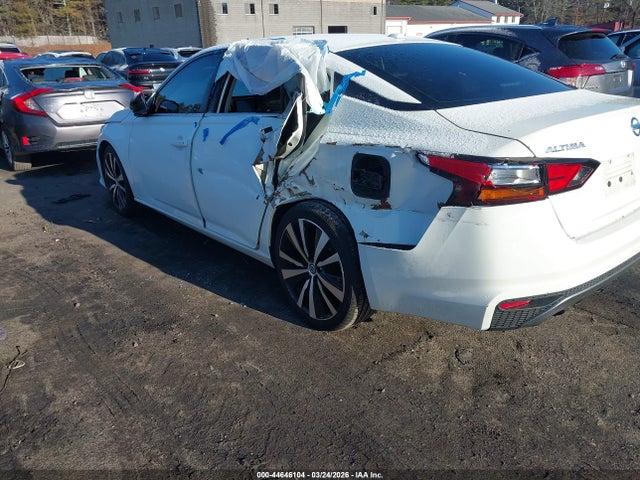 1N4BL4CV6KC156257 Nissan Altima 2.5 Sr