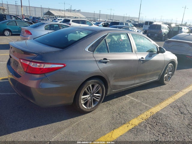 4T1BF1FK5HU743016 Toyota CAMRY SE