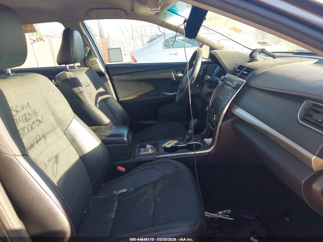 4T1BF1FK5HU743016 Toyota CAMRY SE
