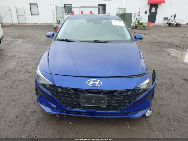 5NPLM4AG2NH053717 Hyundai ELANTRA SEL