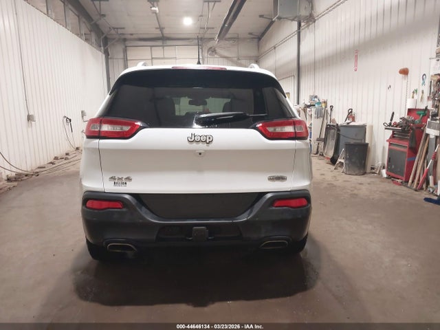 44646134 :رقم المزاد ، 1C4PJMLXXJD515125 vin ، 2018 Jeep Cherokee Latitude Plus 4x4 مزاد بيع
