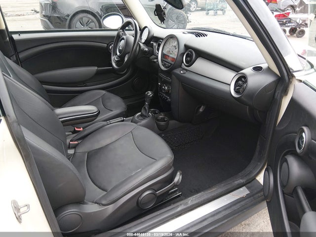 Продажа на аукционе авто 2012 Mini Cooper, vin: WMWSU3C5XCT541739, номер лота: 44646135
