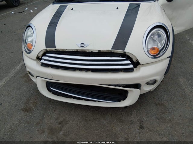 Продажа на аукционе авто 2012 Mini Cooper, vin: WMWSU3C5XCT541739, номер лота: 44646135