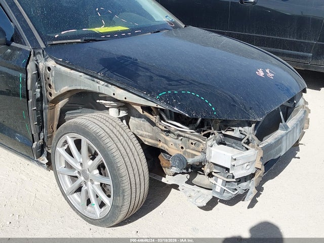 44646224 :رقم المزاد ، WAUACGFF5F1066978 vin ، 2015 Audi A3 1.8t Premium مزاد بيع