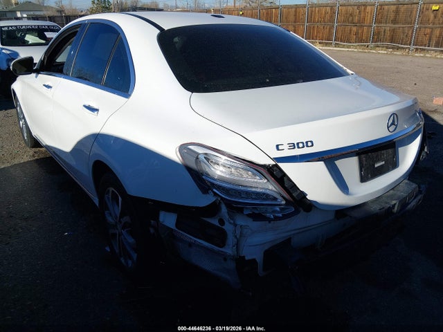 55SWF4KB2FU027501 Mercedes-Benz C 300 4matic