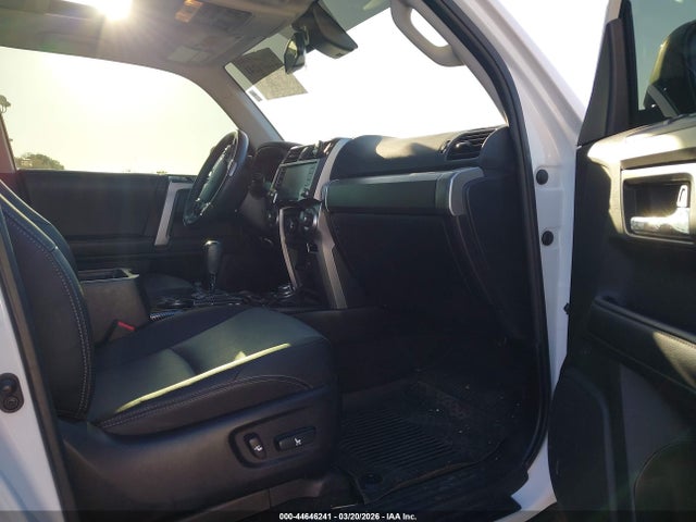 2020 TOYOTA 4RUNNER JTEBU5JR8L5780940 Photo 4