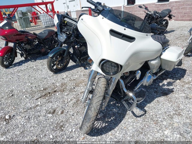 2014 HARLEY-DAVIDSON FLHXS 1HD1KRM13EB672859 Photo 4