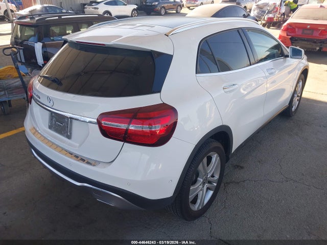 2019 MERCEDES-BENZ GLA 250 WDCTG4EB1KJ611608 Photo 3