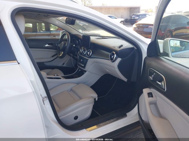 2019 MERCEDES-BENZ GLA 250 WDCTG4EB1KJ611608 Photo 4