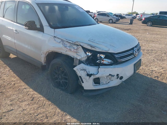 2017 VOLKSWAGEN TIGUAN WVGAV7AX8HK001841 Photo 5