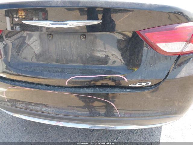 44646277 :رقم المزاد ، 1C3CCCAB2FN624663 vin ، 2015 Chrysler 200 Limited مزاد بيع
