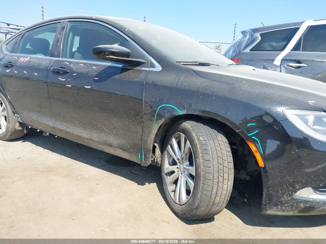 44646277 :رقم المزاد ، 1C3CCCAB2FN624663 vin ، 2015 Chrysler 200 Limited مزاد بيع