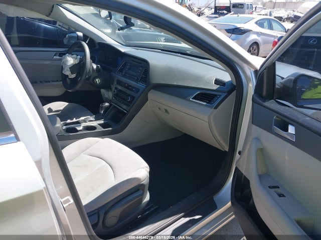 5NPE24AF5FH123427 Hyundai SONATA SE