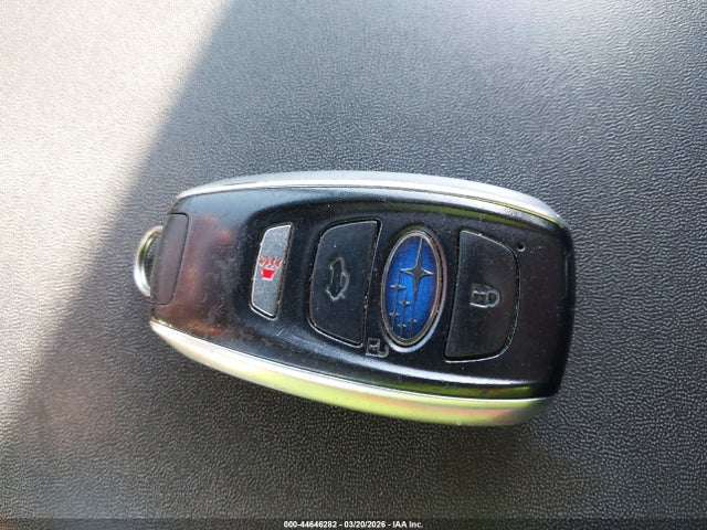2015 Subaru Outback 2.5i Limited მანქანა იყიდება აუქციონზე, vin: 4S4BSBNC3F3226649, აუქციონის ნომერი: 44646282