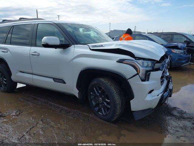 Toyota Sequoia Platinum 2024 7SVAAABA0RX029425 Image 18