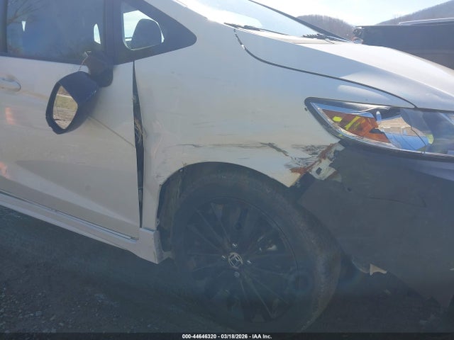 2018 HONDA FIT 3HGGK5H66JM721017 Photo 5