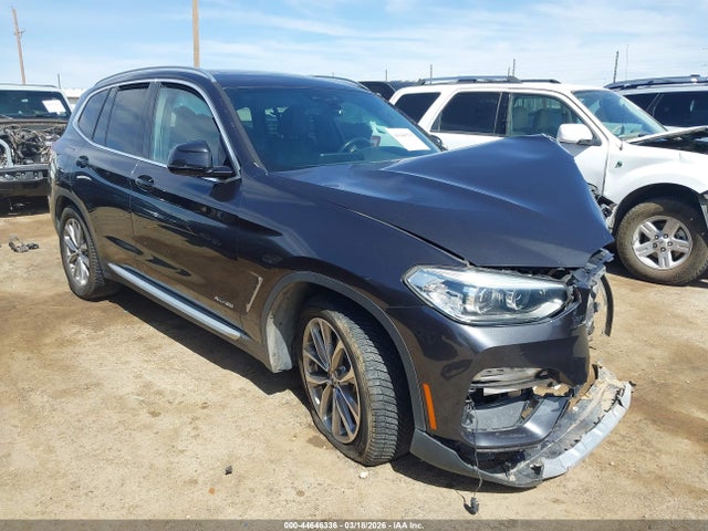 2018 BMW X3 5UXTR9C57JLD57580