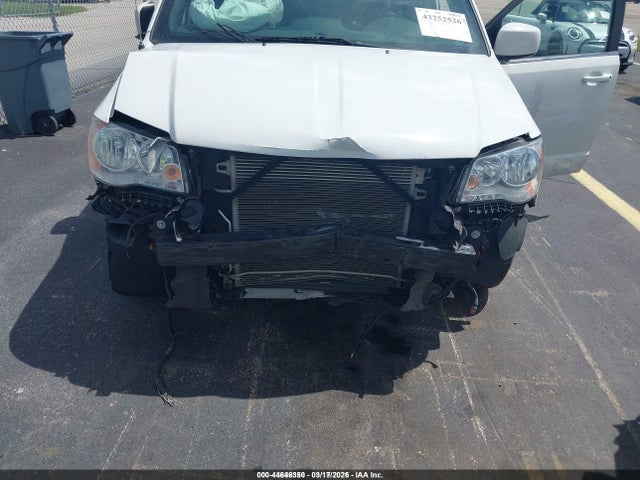 Продаж на аукціоні авто 2019 Dodge Grand Caravan Sxt, vin: 2C4RDGCG3KR761630, номер лоту: 44646350