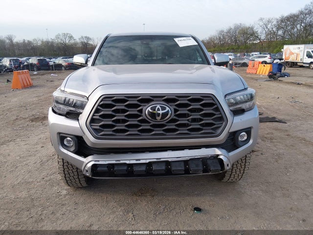 3TYCZ5AN7NT065866 Toyota Tacoma Trd Off Road