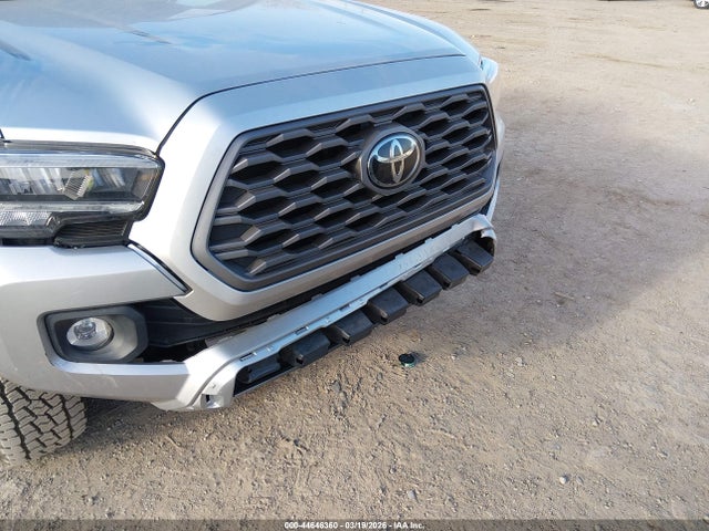 3TYCZ5AN7NT065866 Toyota Tacoma Trd Off Road