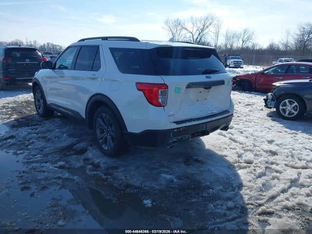 2022 FORD EXPLORER 1FMSK7DH4NGA12223 Photo 2