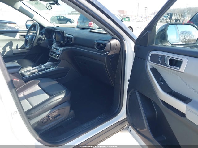 2022 FORD EXPLORER 1FMSK7DH4NGA12223 Photo 4