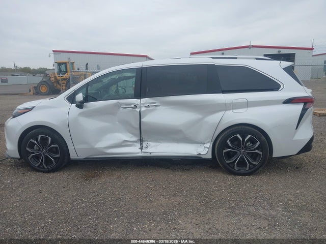 Aukcja sprzedaży 2025 Toyota Sienna Platinum, vin: 5TDERKEC6SS260770, numer aukcji: 44646386
