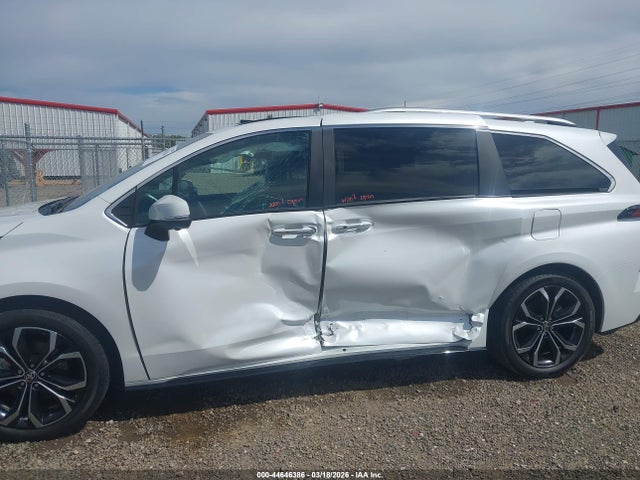 Aukcja sprzedaży 2025 Toyota Sienna Platinum, vin: 5TDERKEC6SS260770, numer aukcji: 44646386