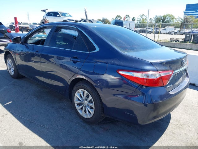 2017 Toyota Camry Le მანქანა იყიდება აუქციონზე, vin: 4T1BF1FK5HU654109, აუქციონის ნომერი: 44646403