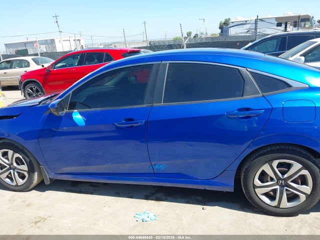 Honda Civic Lx 2018 2HGFC2F59JH579147 Image 14