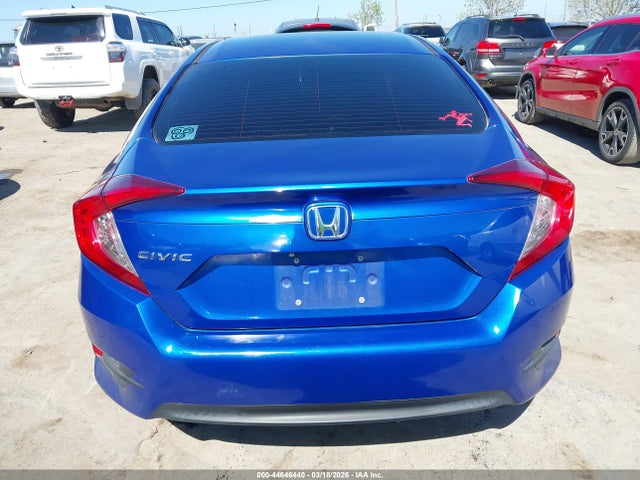 Honda Civic Lx 2018 2HGFC2F59JH579147 Image 16