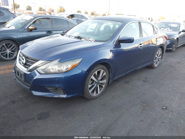 1N4AL3AP2HC487811 Nissan Altima 2.5 Sr