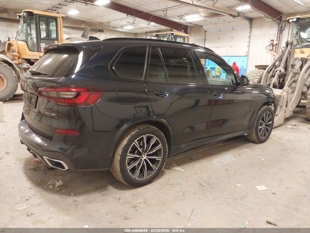 2022 BMW X5 5UXCR6C07N9L36716 Photo 3