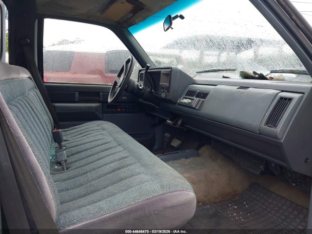Auction sale of the 1989 Chevrolet Gmt-400 K1500, vin: 1GCEK14K0KZ236194, lot number: 44646470