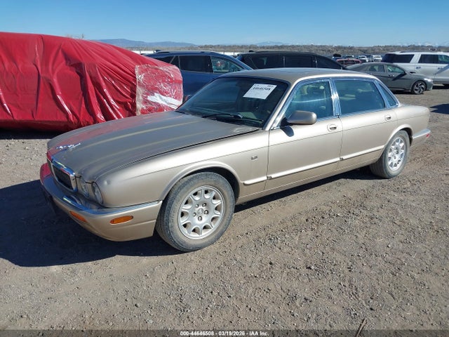 2001 JAGUAR XJ8 SAJDA23C41LF29858 Photo 1