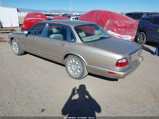 2001 JAGUAR XJ8 SAJDA23C41LF29858 Photo 2