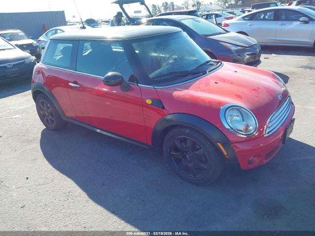 2010 MINI COOPER WMWMF3C51ATZ67108