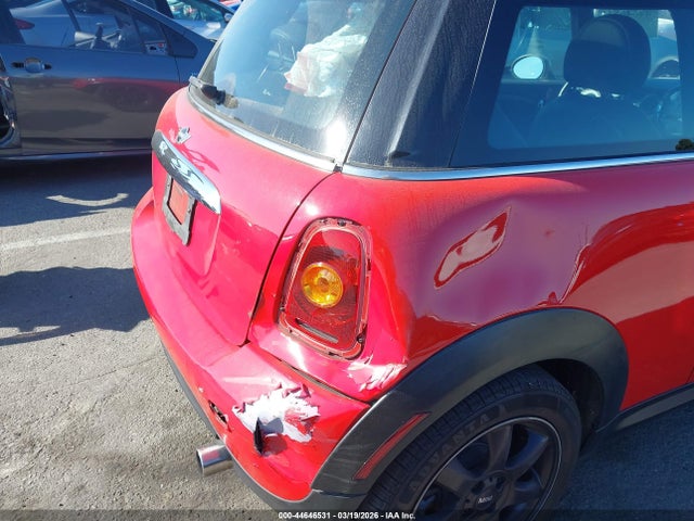 2010 MINI COOPER WMWMF3C51ATZ67108 Photo 5