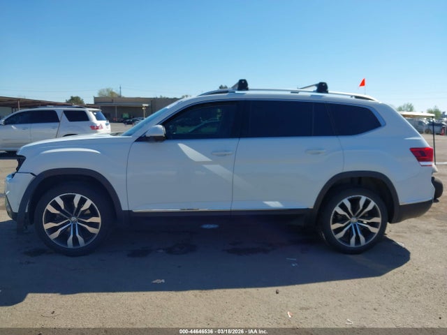 2019 Volkswagen Atlas 3.6l V6 Sel Premium მანქანა იყიდება აუქციონზე, vin: 1V2NR2CA8KC567987, აუქციონის ნომერი: 44646536