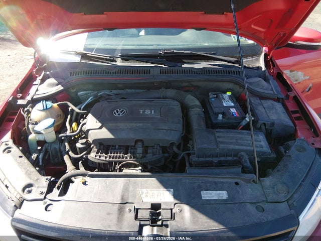 44646586 :رقم المزاد ، 3VWD17AJ3EM417385 vin ، 2014 Volkswagen Jetta 1.8t Se مزاد بيع