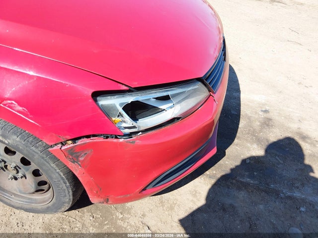 44646586 :رقم المزاد ، 3VWD17AJ3EM417385 vin ، 2014 Volkswagen Jetta 1.8t Se مزاد بيع