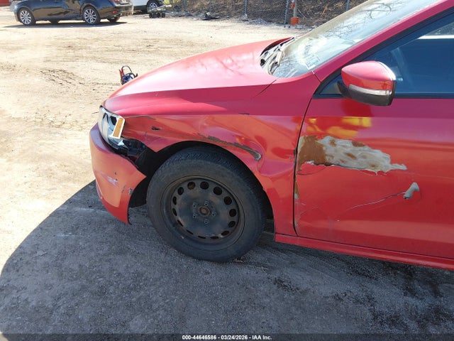 44646586 :رقم المزاد ، 3VWD17AJ3EM417385 vin ، 2014 Volkswagen Jetta 1.8t Se مزاد بيع