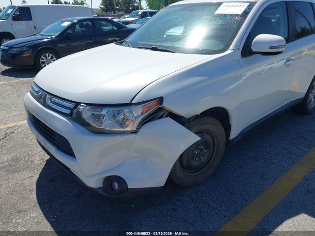 Продаж на аукціоні авто 2014 Mitsubishi Outlander Se, vin: JA4AZ3A32EZ019151, номер лоту: 44646623