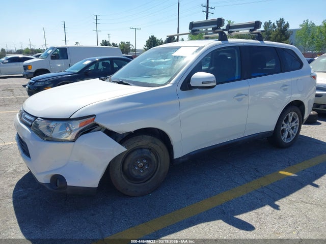 Продаж на аукціоні авто 2014 Mitsubishi Outlander Se, vin: JA4AZ3A32EZ019151, номер лоту: 44646623