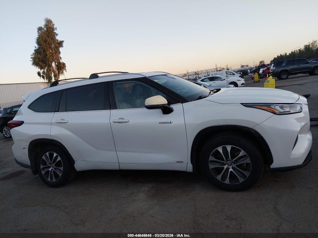 Toyota Highlander Hybrid Xle 2020 5TDHBRCH1LS508403 Image 13